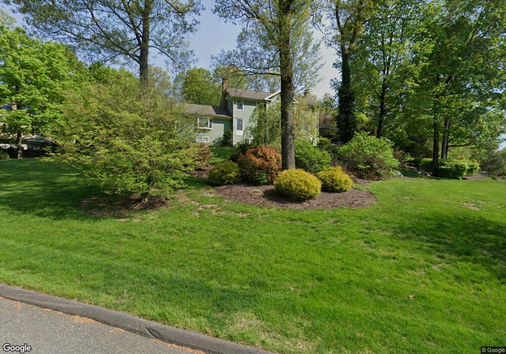 18 Old Fire Rd, Trumbull, CT 06611 - photo 1