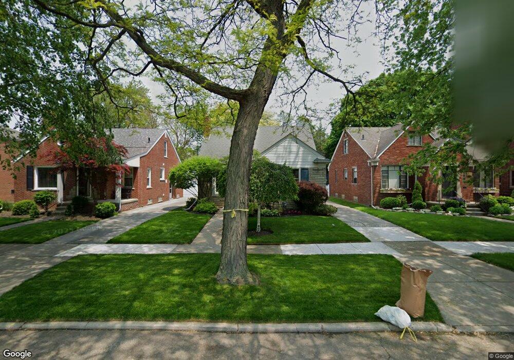 418 Lothrop Rd, Grosse Pointe Farms, MI 48236 - photo 1