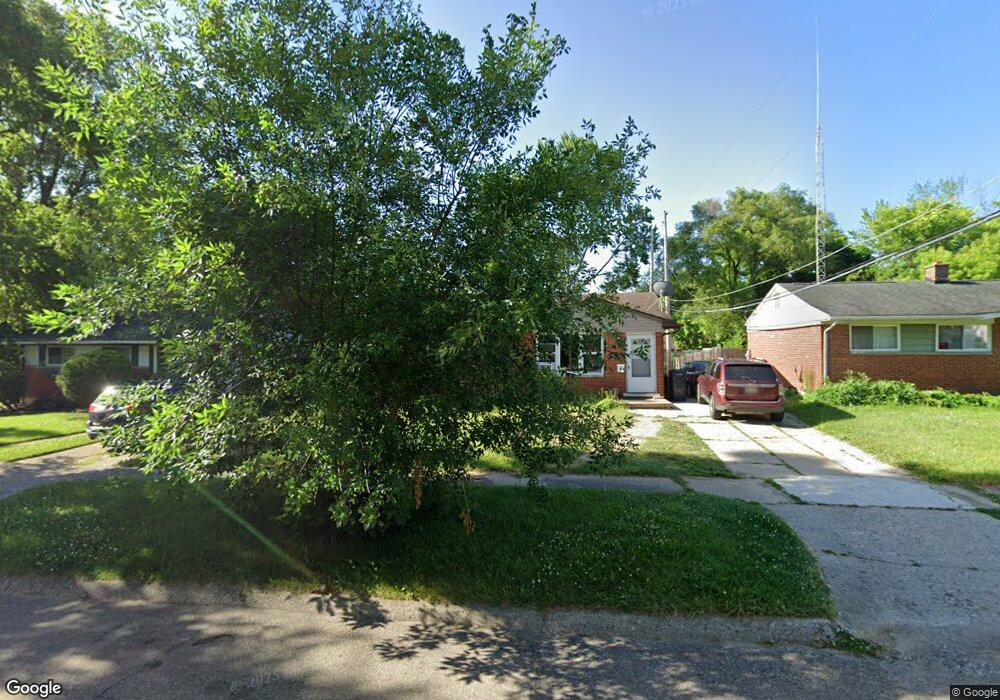722 Dell Ave, Flint, MI 48507 - photo 1