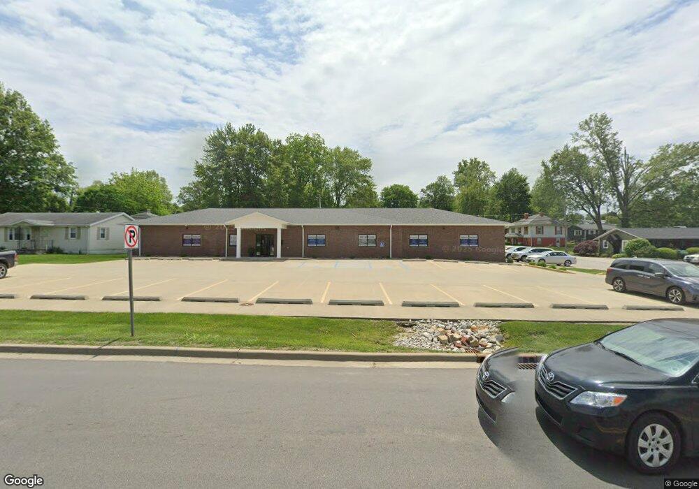 300 E Broadway St, Loogootee, IN 47553 - photo 1