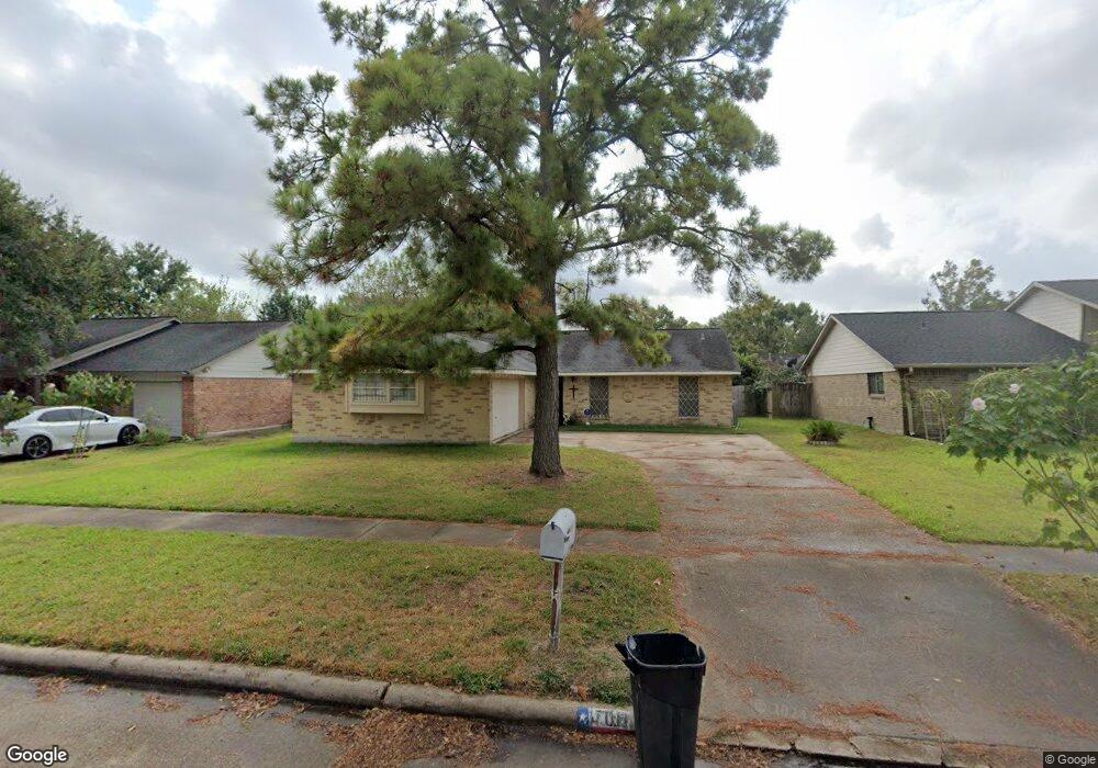 7011 Winding Trace Dr, Houston, TX 77086 - photo 1