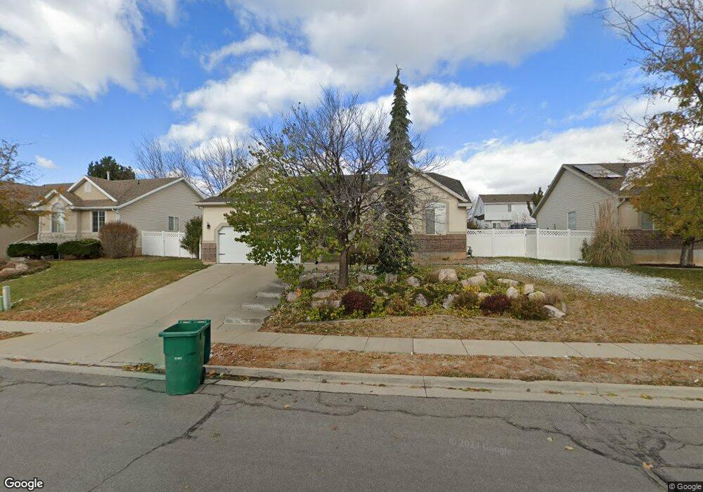 239 E 1500 N, Layton, UT 84041 - photo 1