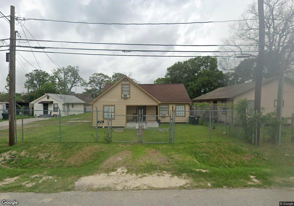 6529 Enid St, Houston, TX 77022 - photo 1