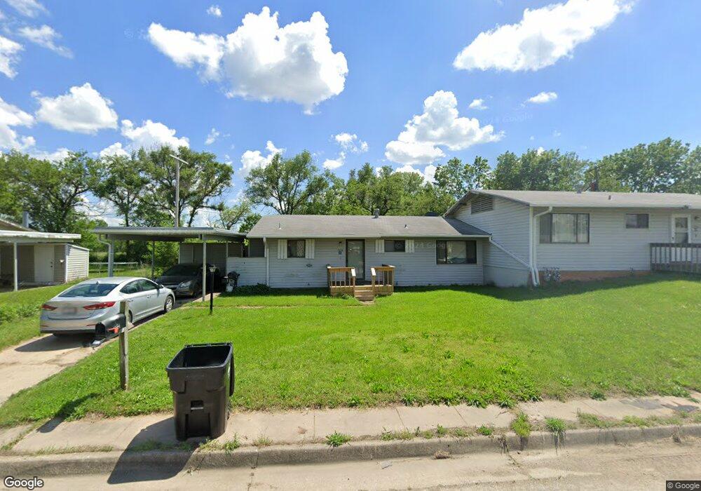 7234 SW Woodcroft Way, Topeka, KS 66619 - photo 1