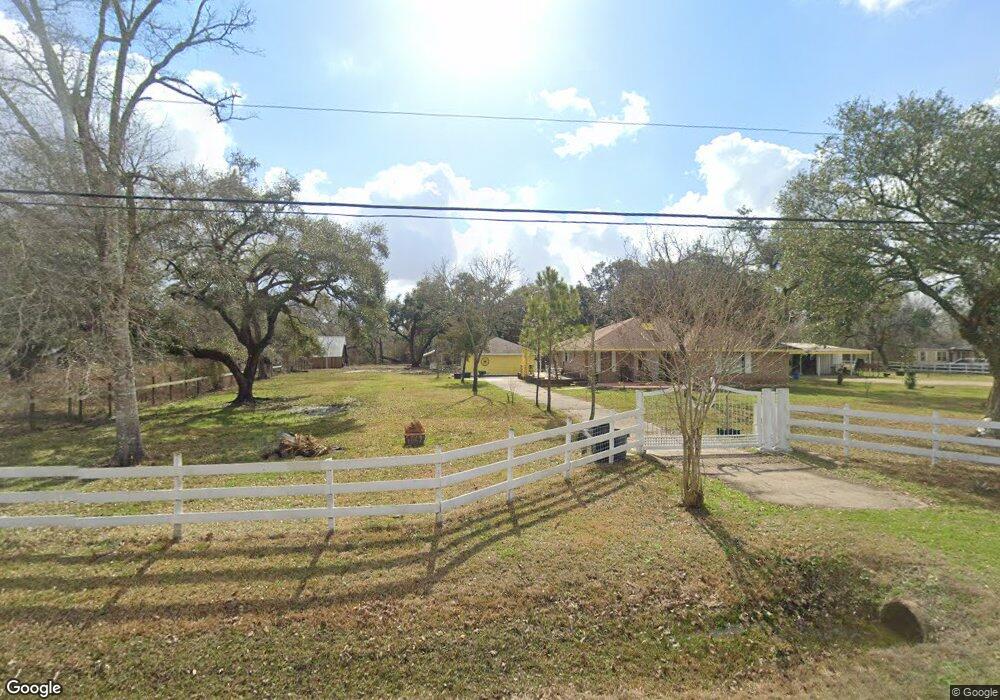 14320 Susie Ln, Alvin, TX 77511 - photo 1