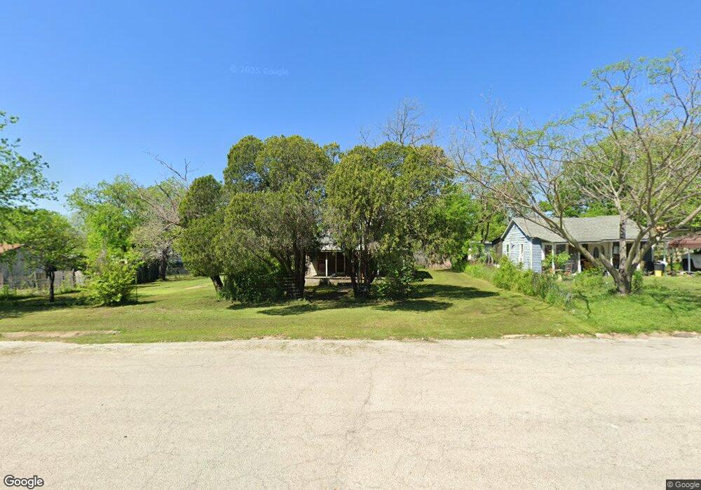 1407 Hanover St, Weatherford, TX 76086 - photo 1
