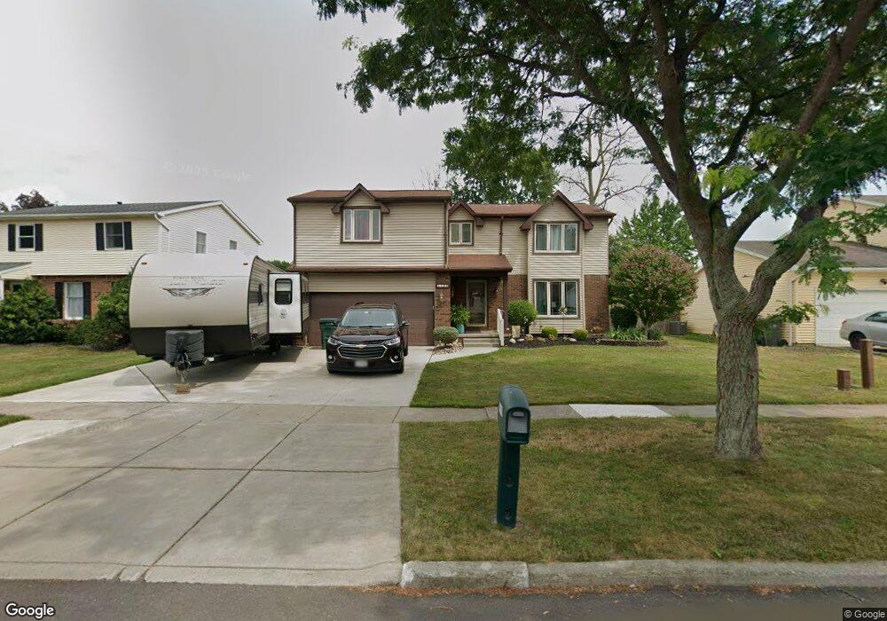 1199 Doebler Dr, North Tonawanda, NY 14120 - photo 1