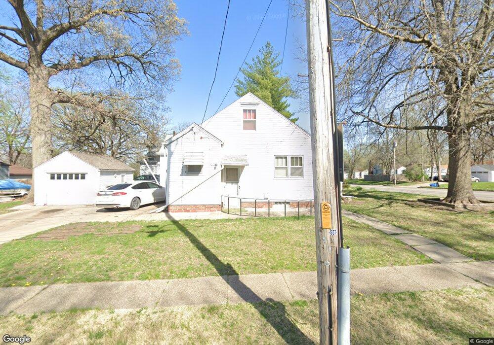 3323 Hickman Rd, Des Moines, IA 50310 - photo 1