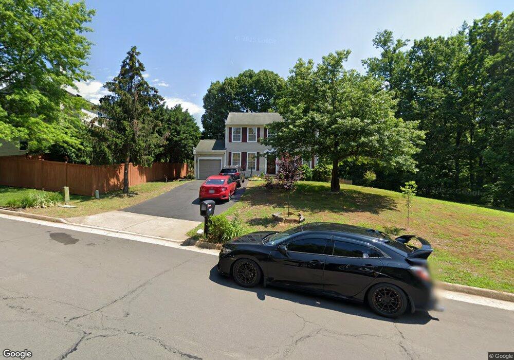 8767 Diamond Hill Dr, Bristow, VA 20136 - photo 1