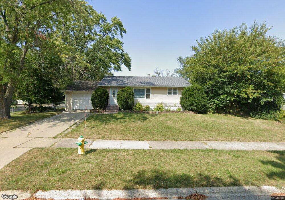 2450 W Cheyenne Rd, Waukegan, IL 60087 - photo 1