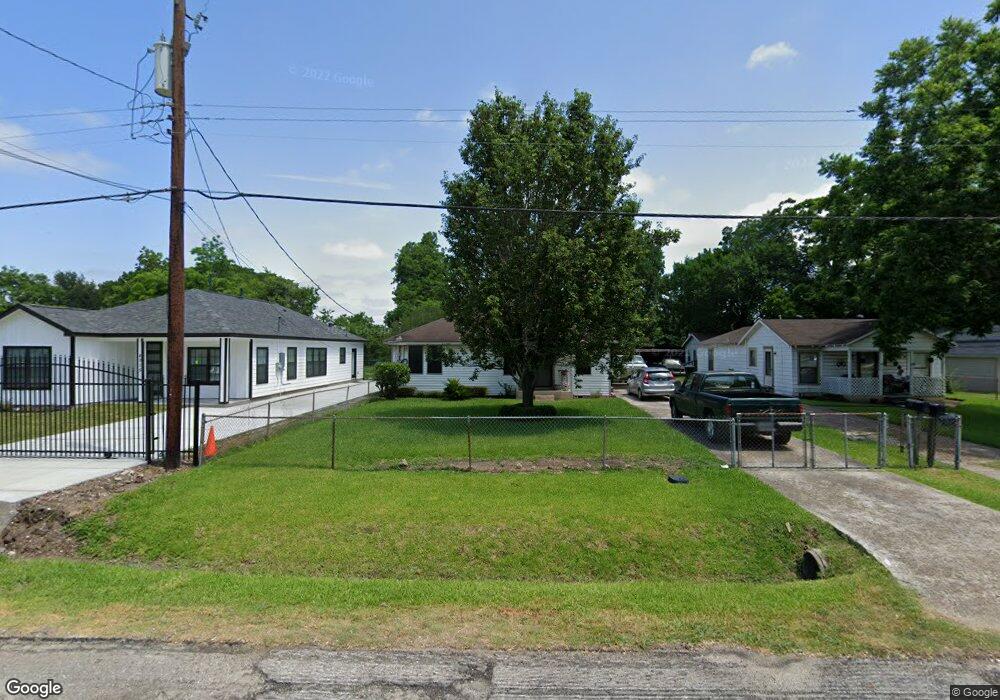 4017 Melbourne St, Houston, TX 77026 - photo 1