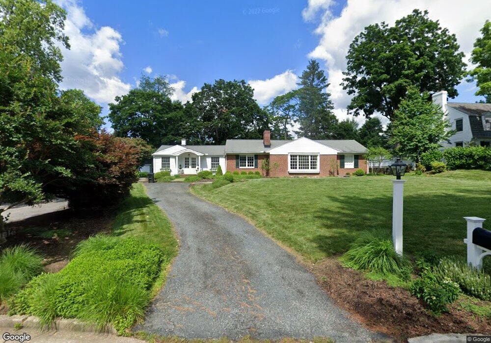 606 Meadowridge Rd, Towson, MD 21204 - photo 1