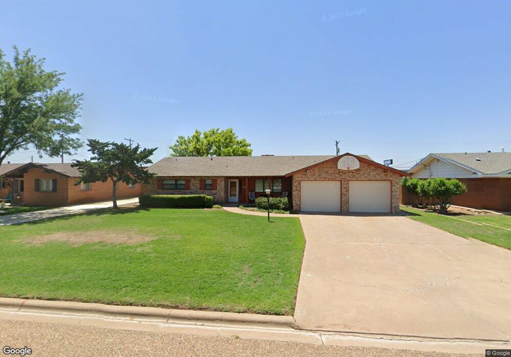 809 Itasca St, Plainview, TX 79072 - photo 1