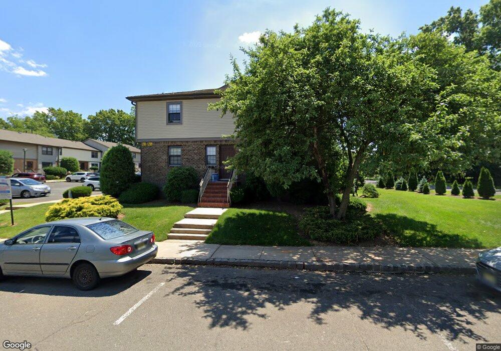 1209 Maple Hill Dr, Woodbridge, NJ 07095 - photo 1