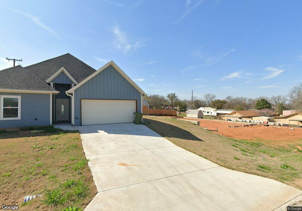 142 Lakewood Dr, Weatherford, TX 76087 - photo 1
