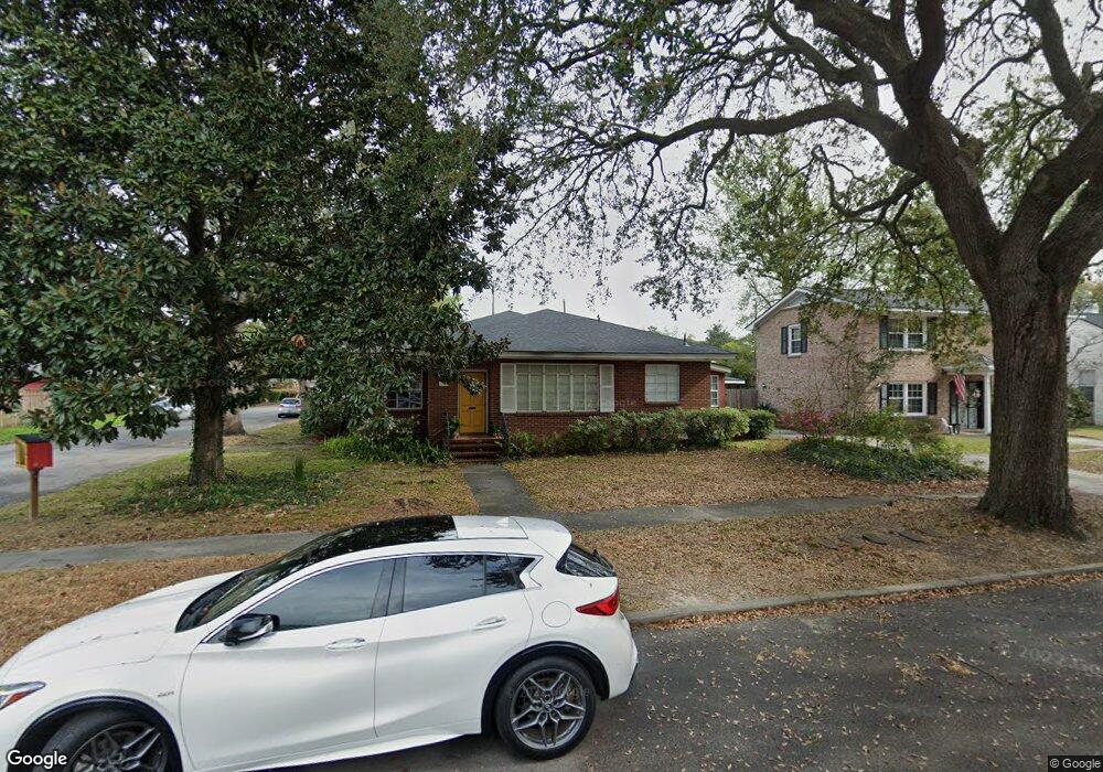 302 E 56th St, Savannah, GA 31405 - photo 1