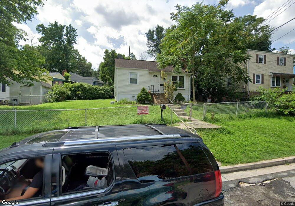 5703 Gallatin St, Hyattsville, MD 20781 - photo 1