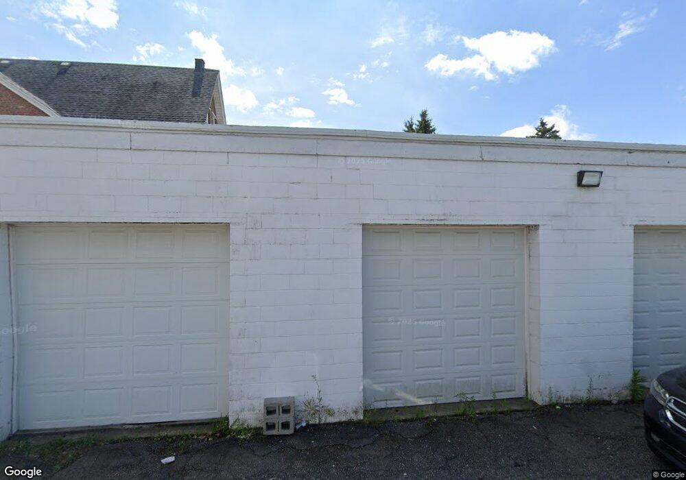 860 N Vine St, Hazleton, PA 18201 - photo 1