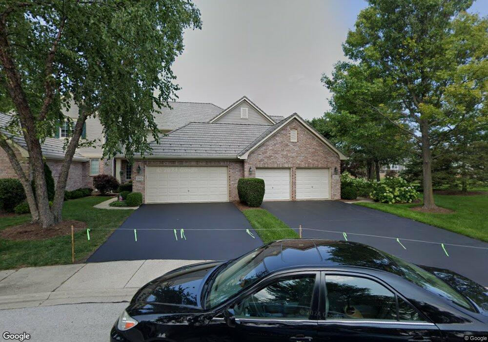 2811 Pawnee Cir, Glenview, IL 60026 - photo 1