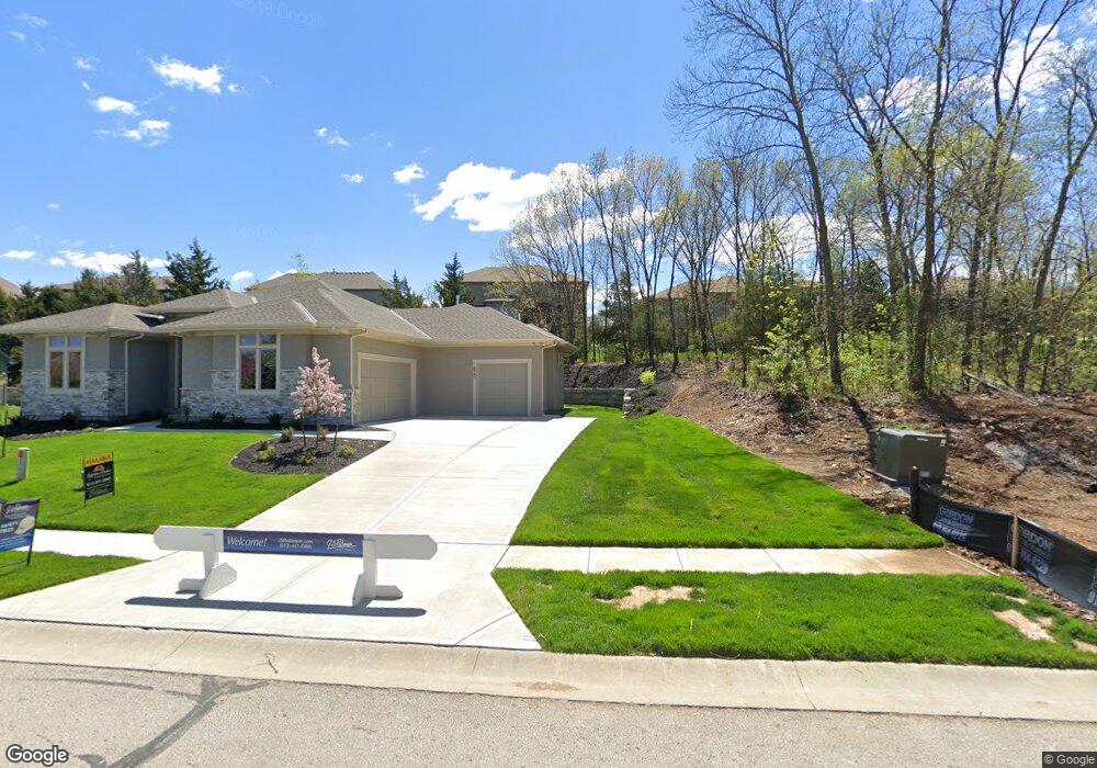 6749 Longview Rd, Shawnee, KS 66218 - photo 1