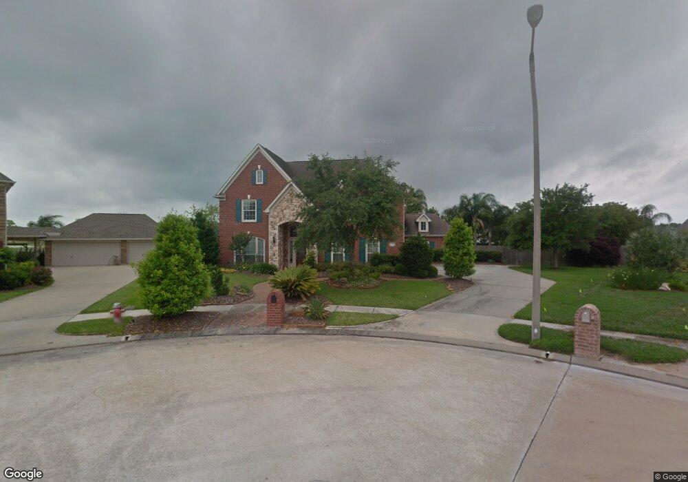 1700 Sandy Lake Dr, Friendswood, TX 77546 - photo 1