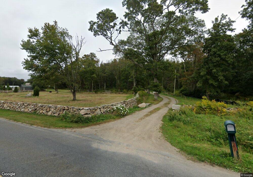 892 Division Rd, South Dartmouth, MA 02748 - photo 1