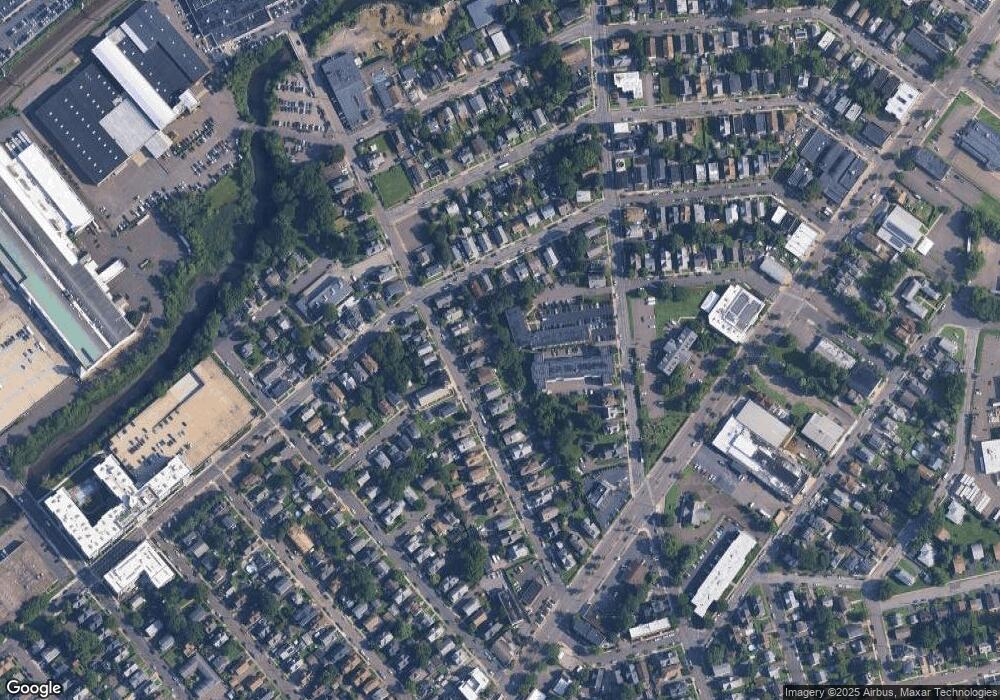 148-152 Scofield Ave, Bridgeport, CT 06605 - photo 1