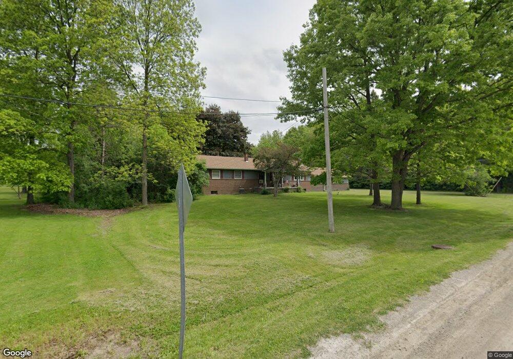 5180 Oleksyn Rd, Flint, MI 48504 - photo 1