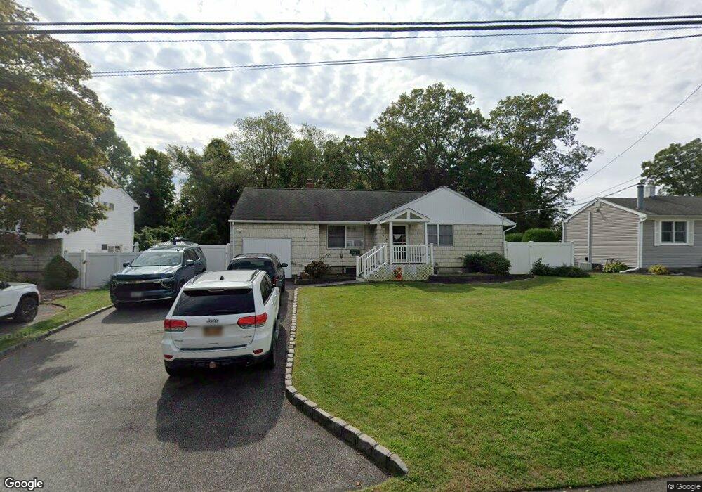 64 47th St, Islip, NY 11751 - photo 1