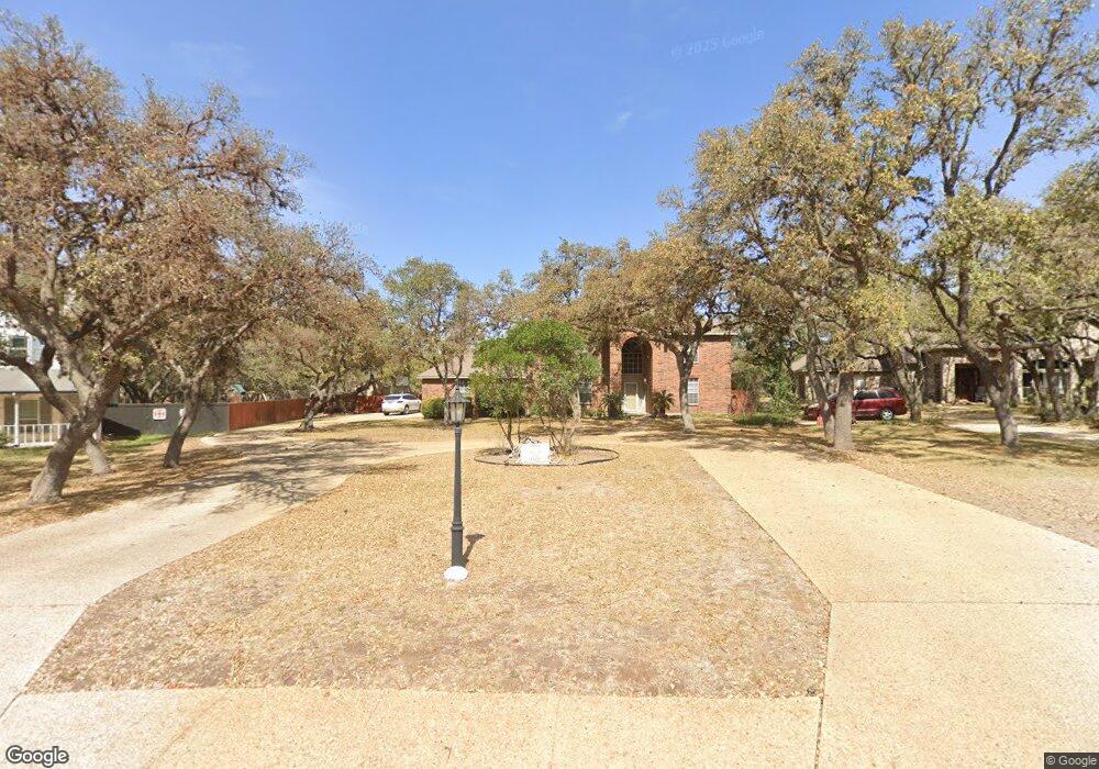 11231 Hunters Path, Helotes, TX 78023 - photo 1