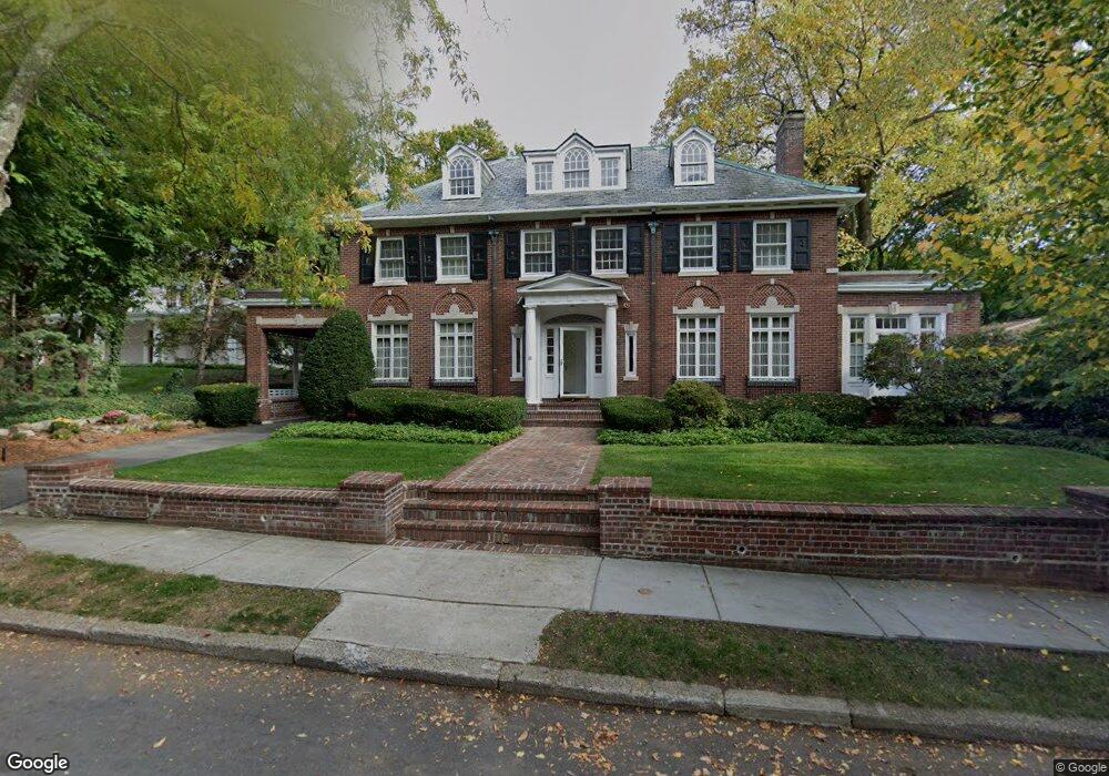 28 Nobscot Rd, Newton Center, MA 02459 - photo 1