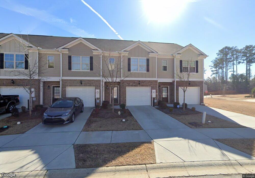 5823 Taka Ln, Lithonia, GA 30038 - photo 1
