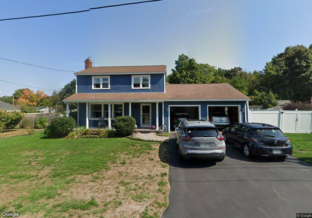 7 Wentworth Ave, Hampton, NH 03842 - photo 1