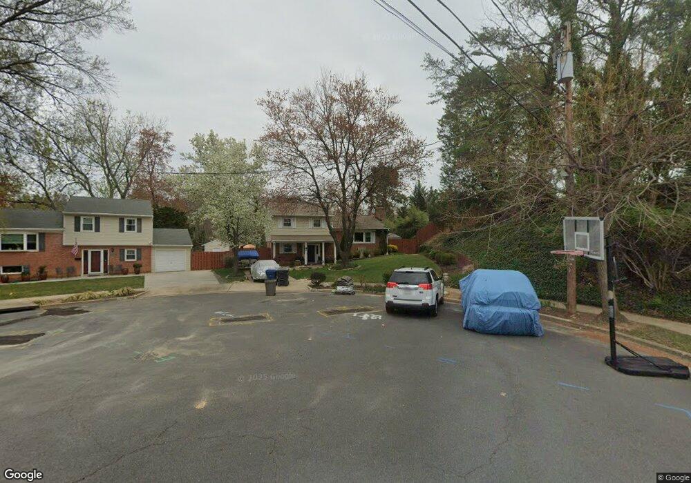 3300 Chicamuxen Ct, Falls Church, VA 22041 - photo 1