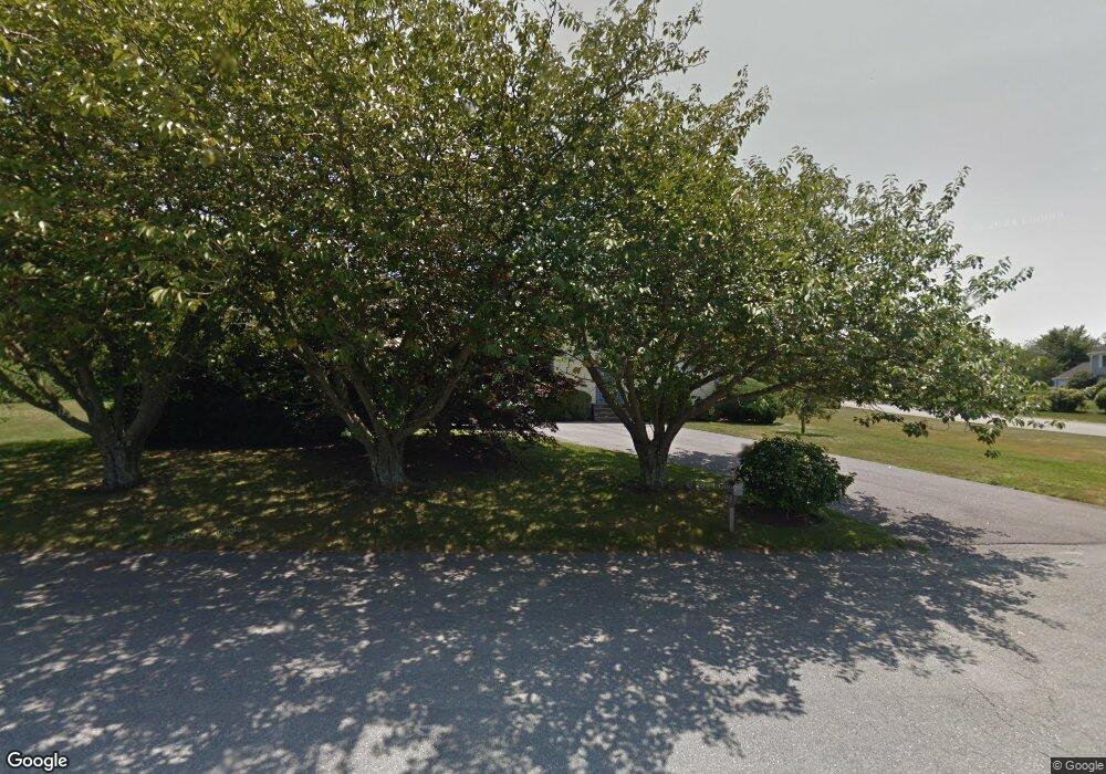 9 Coggeshall Cir, Middletown, RI 02842 - photo 1