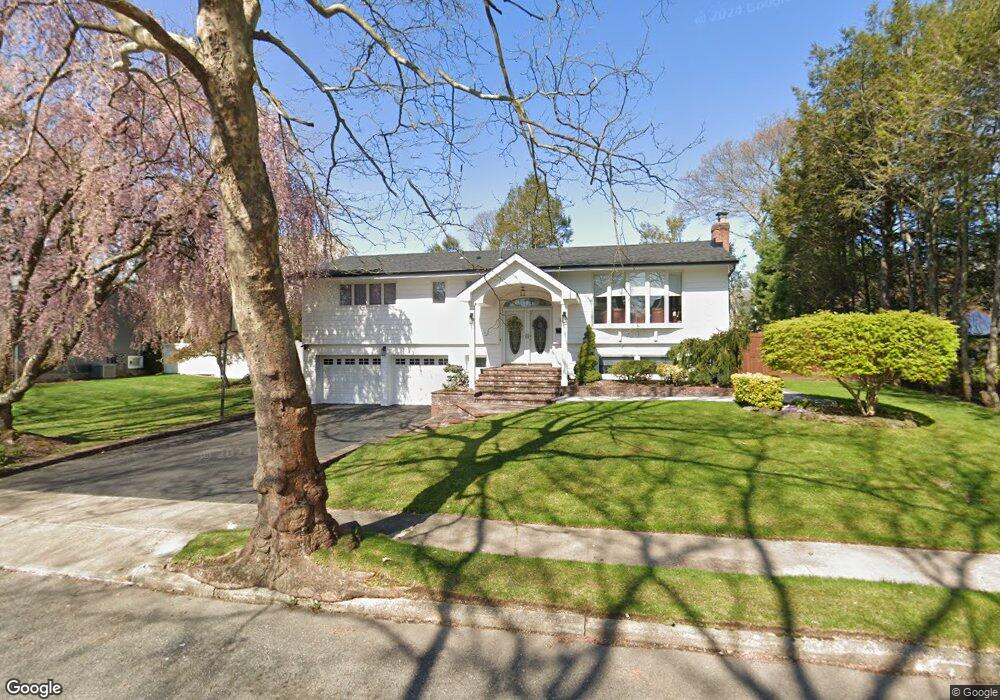 18 Mcnulty St, Dix Hills, NY 11746 - photo 1