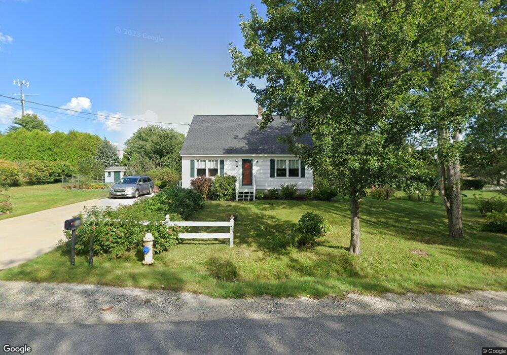 544 W Elm St, Yarmouth, ME 04096 - photo 1