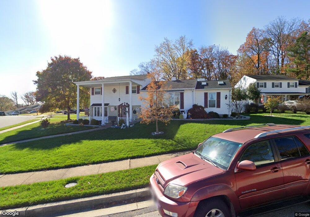 1102 Plover Dr, Halethorpe, MD 21227 - photo 1