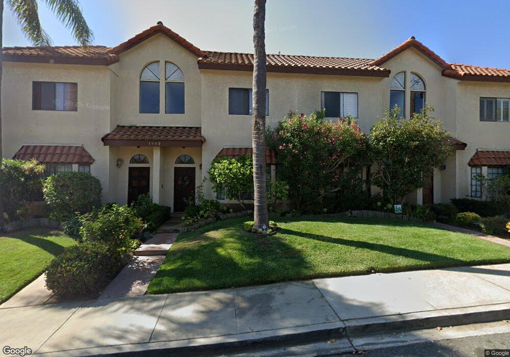 1912 Carnegie Ln unit 3, Redondo Beach, CA 90278 - photo 1