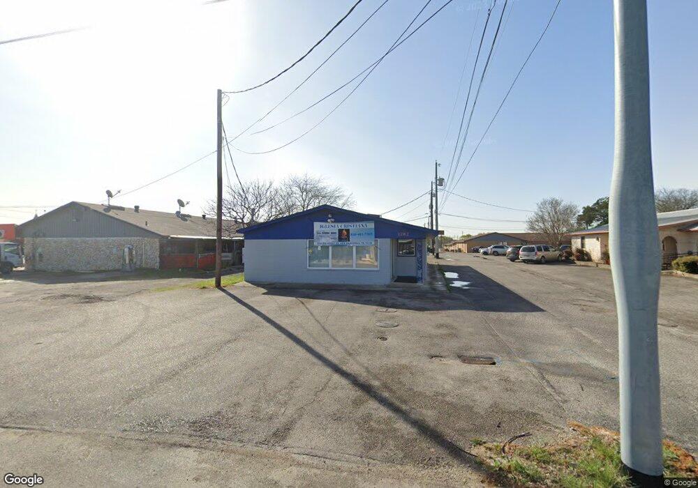 1282 Hillcrest Dr, New Braunfels, TX 78130 - photo 1