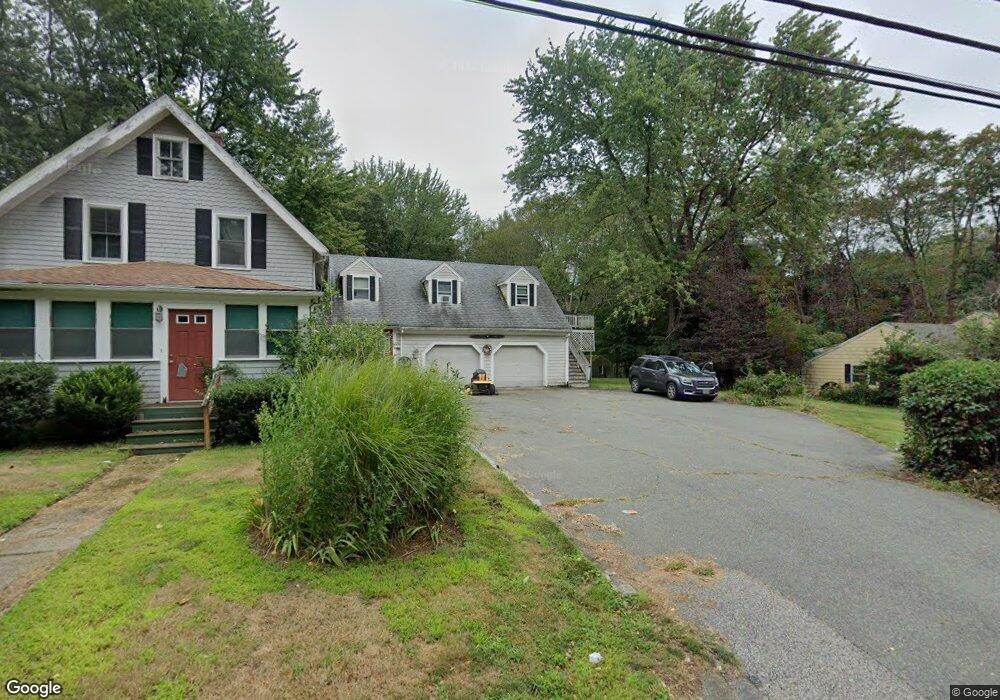 264 Circuit St, Hanover, MA 02339 - photo 1