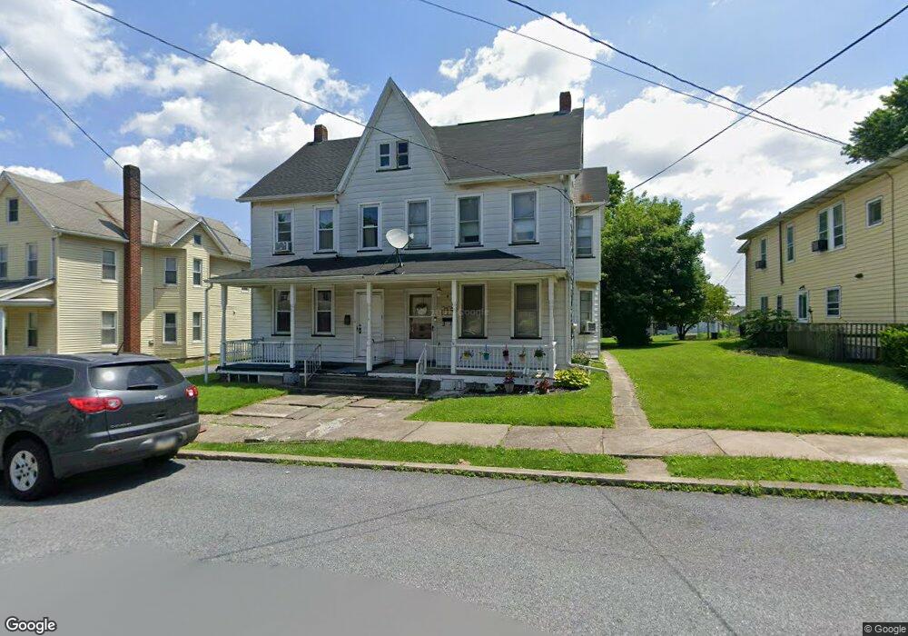 307 S Whitfield St, Nazareth, PA 18064 - photo 1