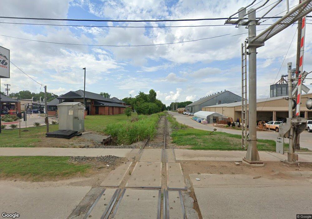 414 E 6th Ave, Stillwater, OK 74074 - photo 1