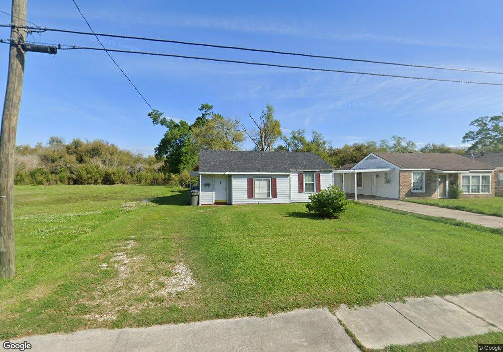 220 W Claude St, Lake Charles, LA 70605 - photo 1