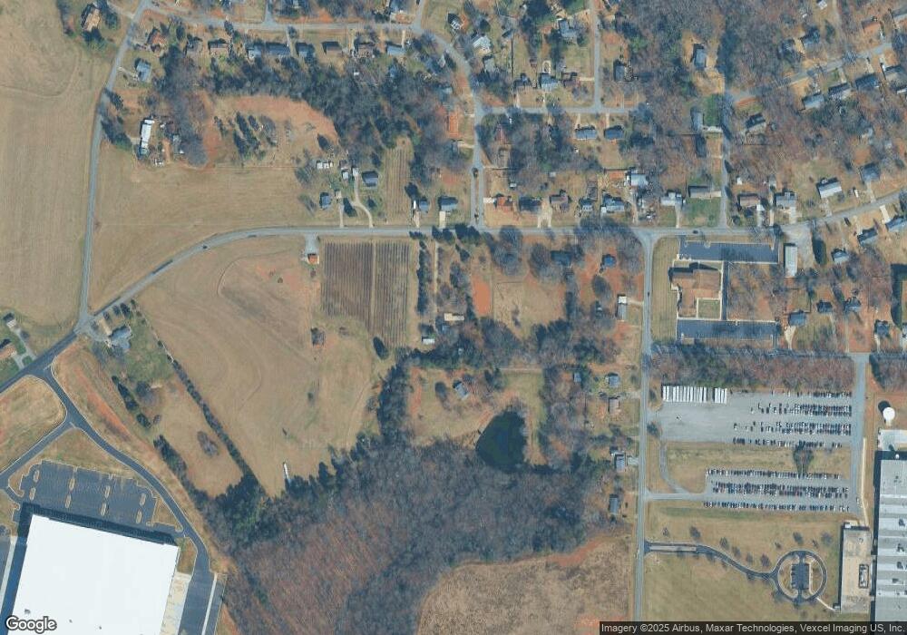 388 Jane Sowers Rd, Statesville, NC 28625 - photo 1