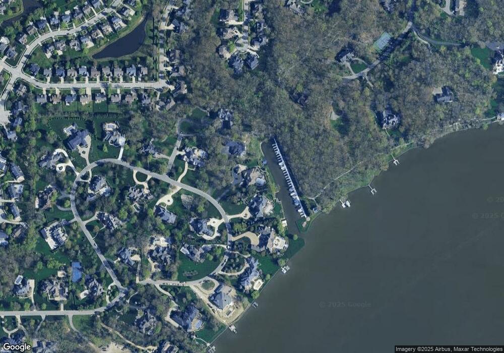 391 Breakwater Dr, Fishers, IN 46037 - photo 1