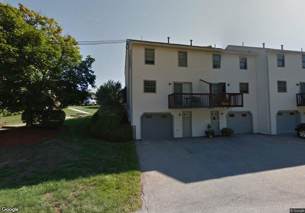 52 Lochmere Ln unit U396, Nashua, NH 03063 - photo 1