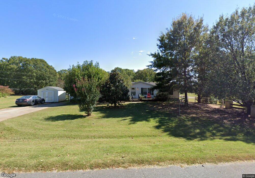 104 Eastgate Dr, Statesville, NC 28625 - photo 1