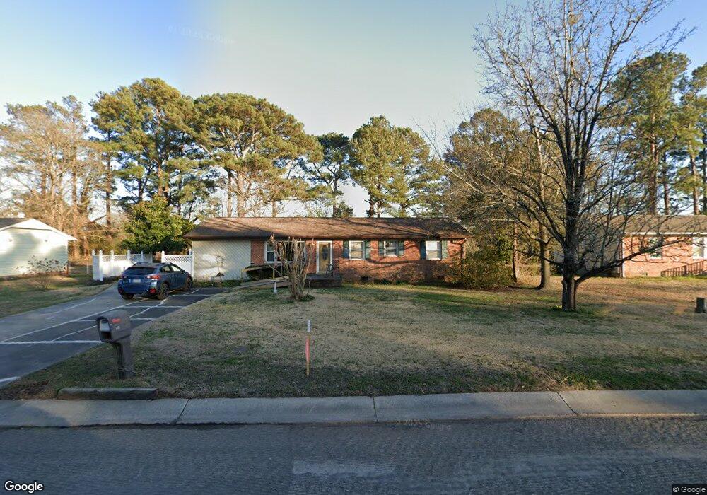 2526 Country Club Rd, Jacksonville, NC 28546 - photo 1