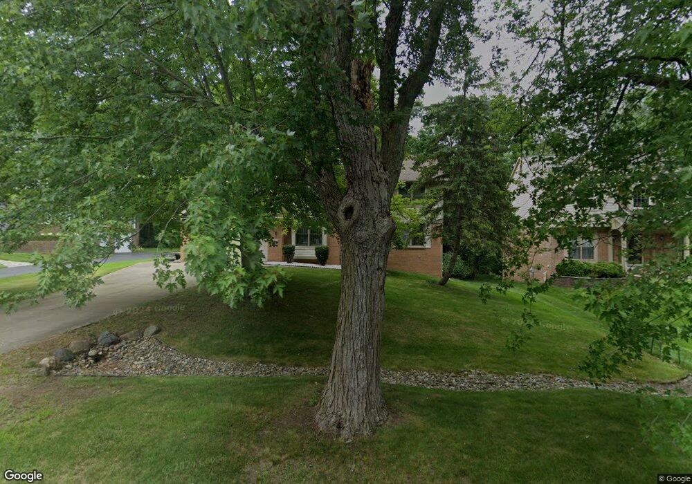 6926 Alden Dr, West Bloomfield, MI 48324 - photo 1